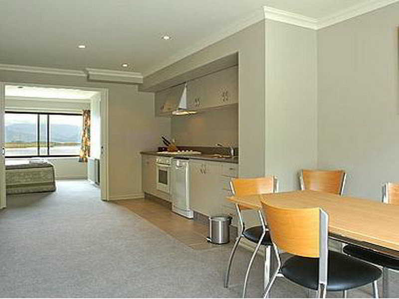 Hotel Lake Brunner Greymouth Bagian luar foto