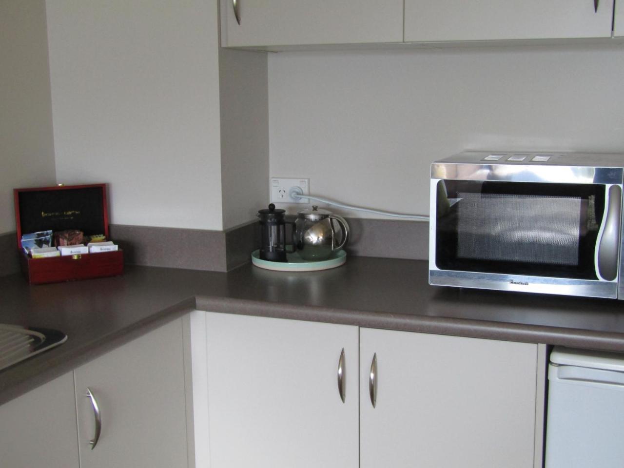 Hotel Lake Brunner Greymouth Bagian luar foto