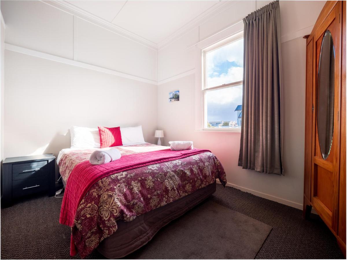 Hotel Lake Brunner Greymouth Bagian luar foto