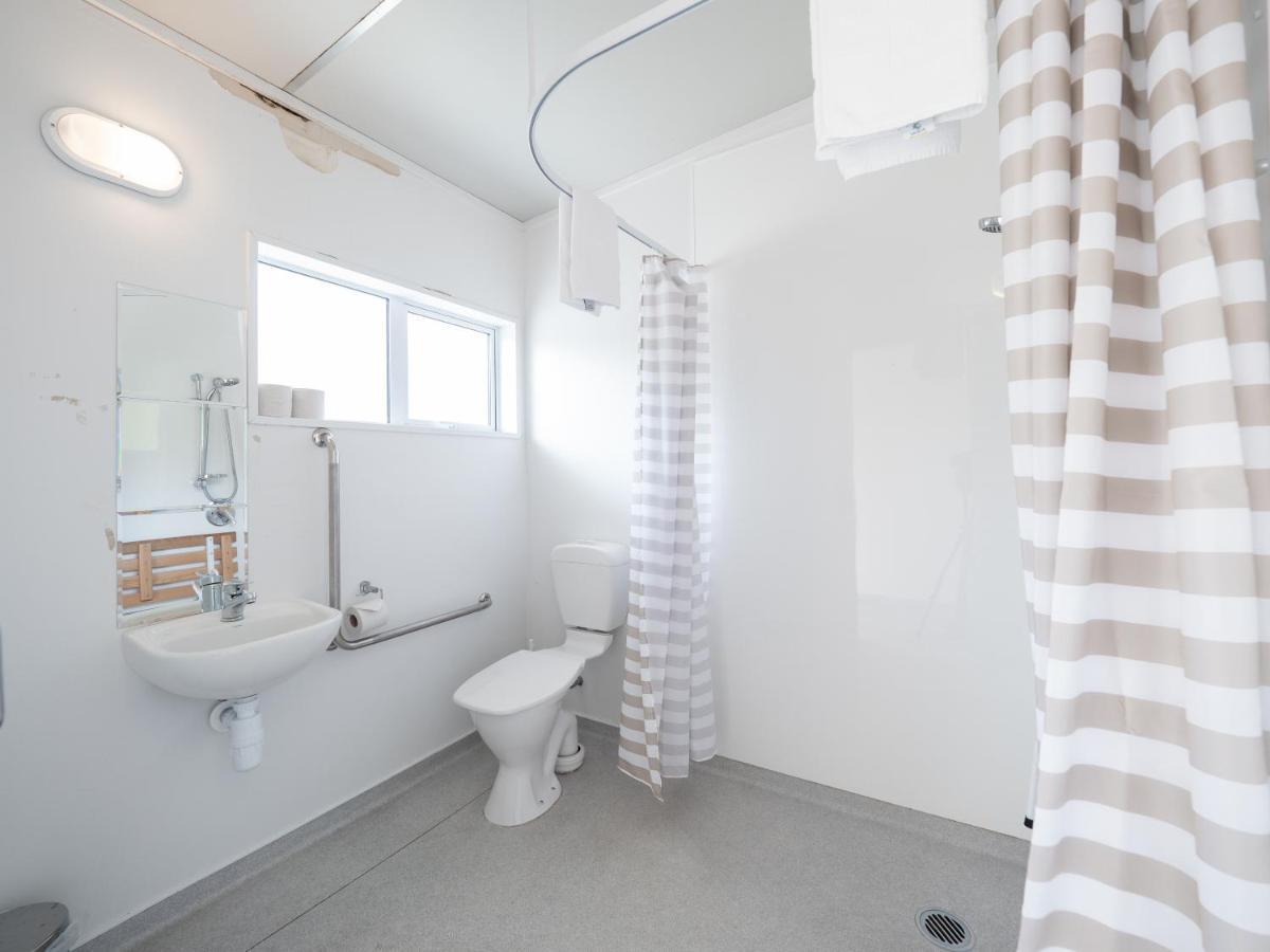 Hotel Lake Brunner Greymouth Bagian luar foto