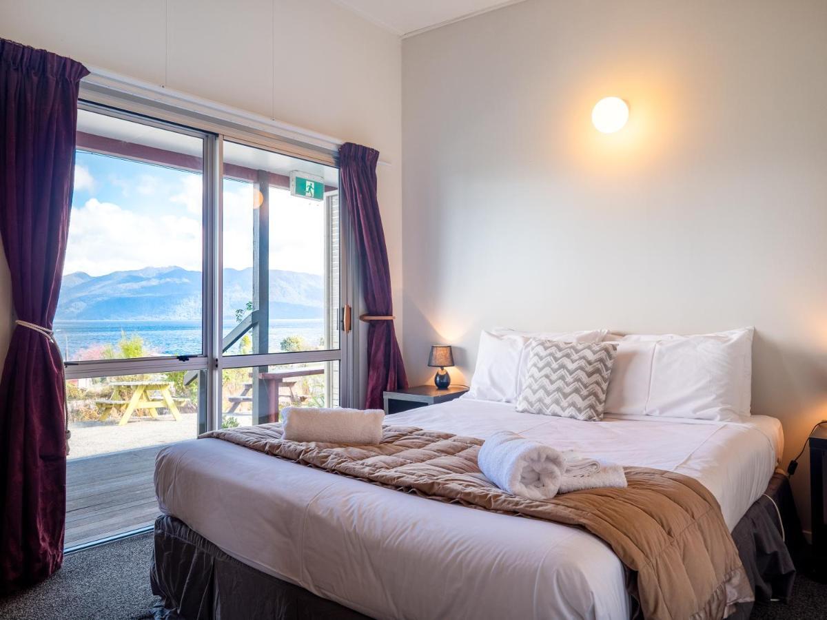 Hotel Lake Brunner Greymouth Bagian luar foto