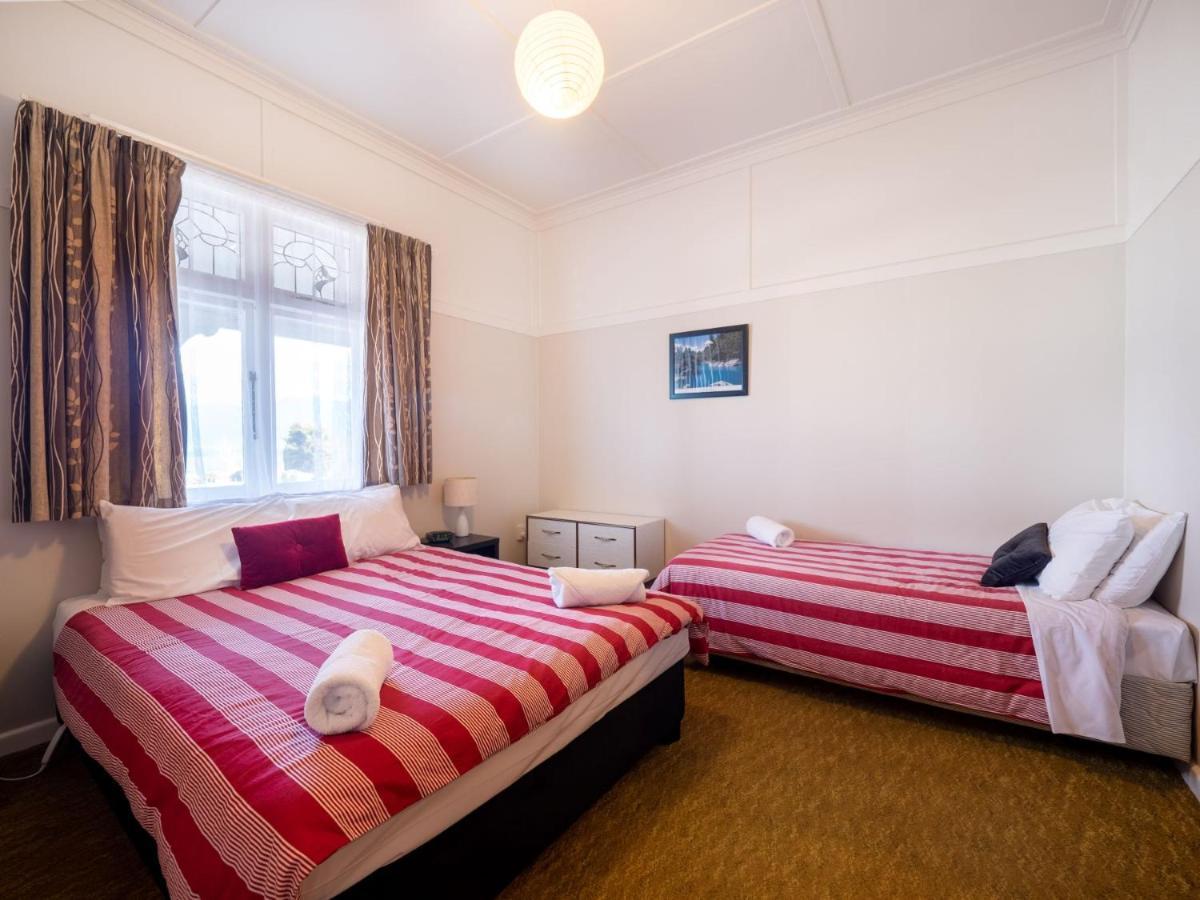 Hotel Lake Brunner Greymouth Bagian luar foto